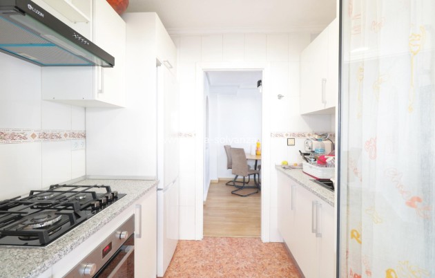 Reventa - Quad - Torrevieja - Carrefour