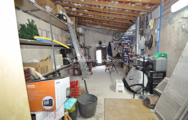 Resale - Commercial - Pinoso - Inland