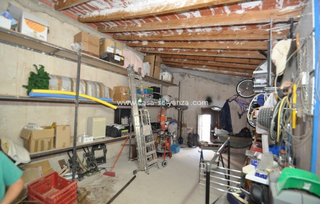 Resale - Commercial - Pinoso - Inland