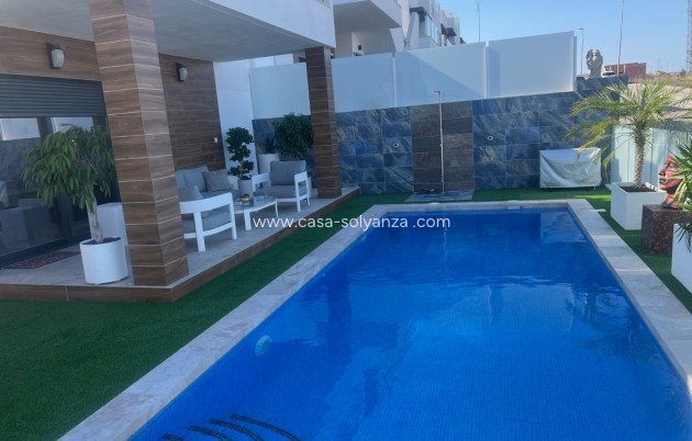 Reventa - Villa - Los Montesinos - Costa Blanca