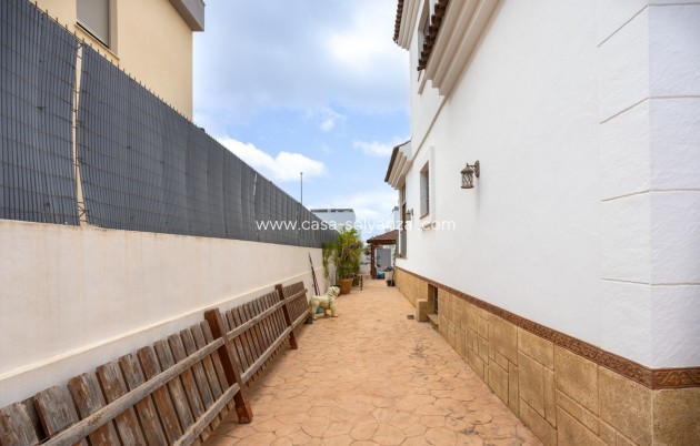 Resale - Villa - Los Montesinos - Costa Blanca