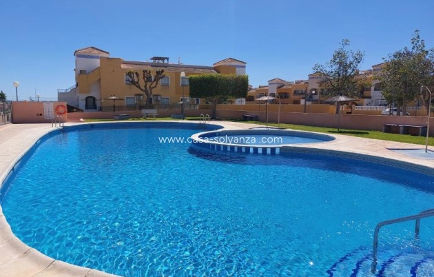 Reventa - Apartamento / piso - Los Montesinos - Costa Blanca