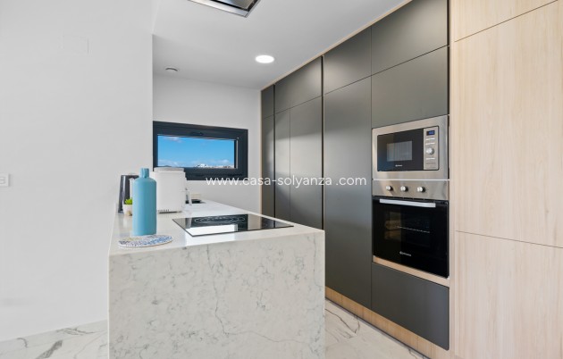 Resale - Apartment / flat - Villamartin - Costa Blanca