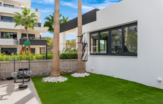 Resale - Apartment / flat - Villamartin - Costa Blanca