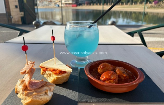 Reventa - Commercial Property - Torrevieja - Puerto