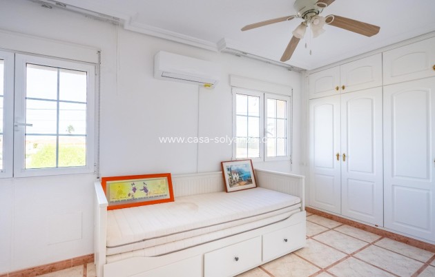 Reventa - Villa - Torrevieja - El chaparral