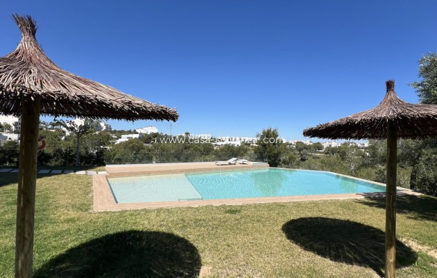Resale - Apartment / flat - Las Colinas Golf Resort