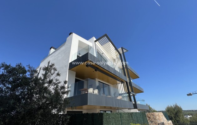 Resale - Apartment / flat - Las Colinas Golf Resort
