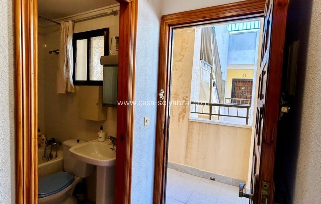 Reventa - Apartamento / piso - Torrevieja - El chaparral