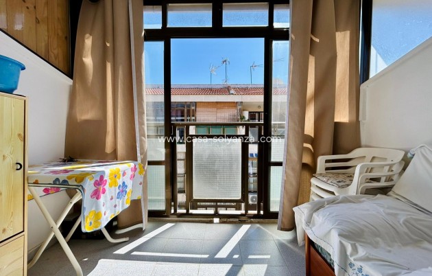 Reventa - Apartamento / piso - Torrevieja - El chaparral