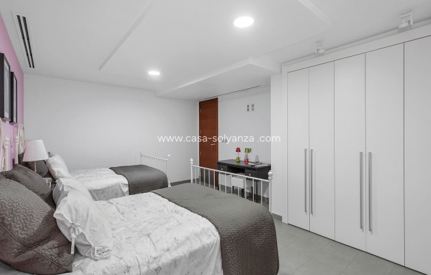 Resale - Villa - Algorfa - La Finca Golf Resort