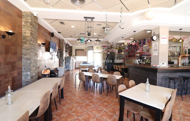 Reventa - Comercial - Formentera del Segura - Formentera - Village