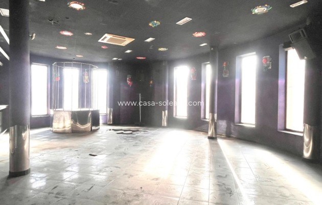 Revente - Commercial - Torrevieja - Playa del Cura