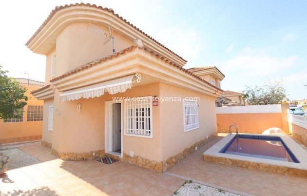 Herverkoop - Villa - Torrevieja - Los Balcones