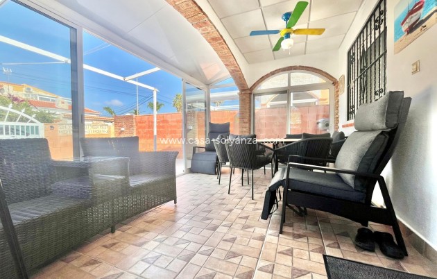 Reventa - Villa - Orihuela Costa - Los Almendros-La Florida