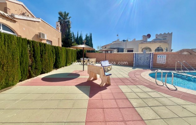 Reventa - Villa - Orihuela Costa - Los Almendros-La Florida