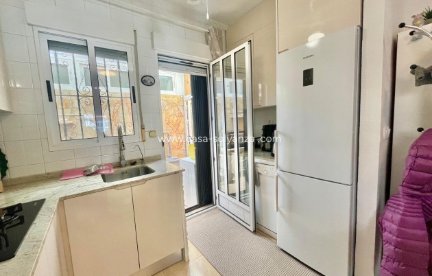 Reventa - Villa - Orihuela Costa - Los Almendros-La Florida