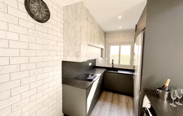 Reventa - Villa - La Torre Golf Resort - Inland