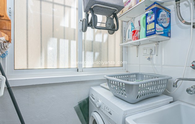 Reventa - Apartamento / piso - Playa Flamenca - Zenia Mar