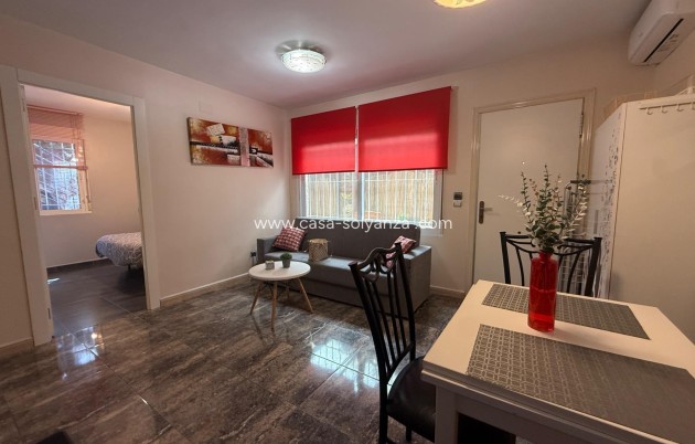 Resale - Townhouse - Torrevieja - Carrefour