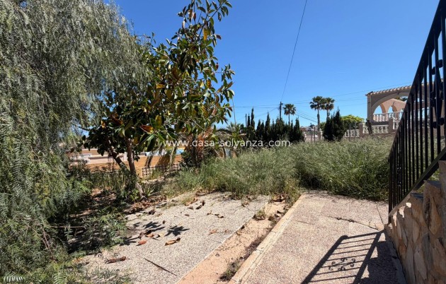 Herverkoop - Villa - Torrevieja - Los Balcones