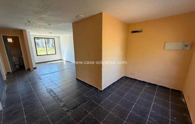 Herverkoop - Villa - Torrevieja - Los Balcones