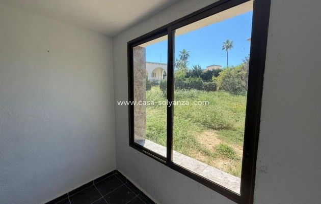 Herverkoop - Villa - Torrevieja - Los Balcones