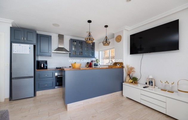 Resale - Bungalow - Torrevieja - Playa De Los Naufragos