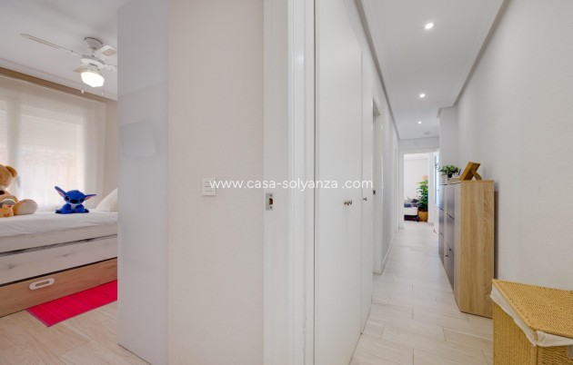 Resale - Bungalow - Torrevieja - Playa De Los Naufragos