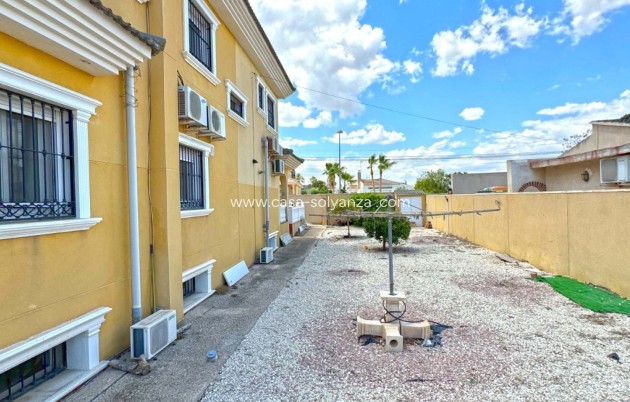 Revente - Villa - Torrevieja - Los Balcones