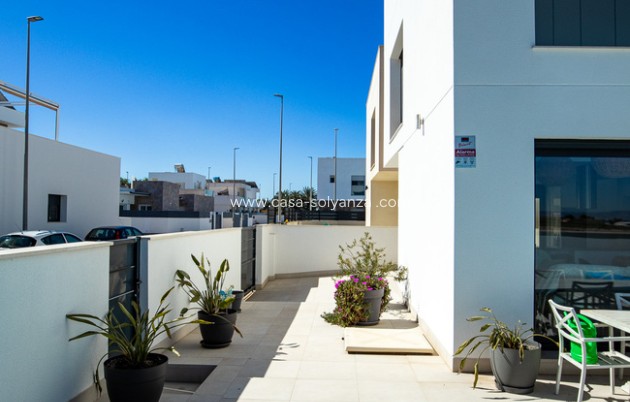 Resale - Villa - Daya Vieja - Daya vieja