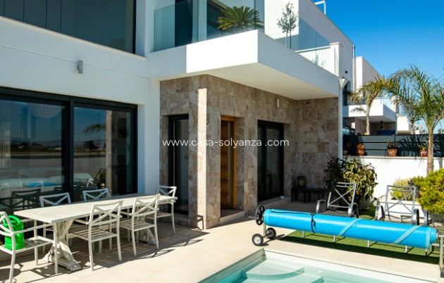 Resale - Villa - Daya Vieja - Daya vieja