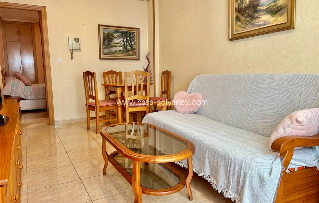 Reventa - Apartamento / piso - Torrevieja - Center