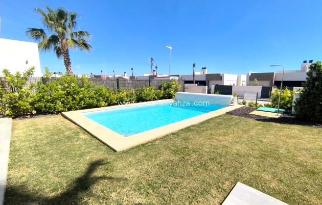 Resale - Villa - Algorfa