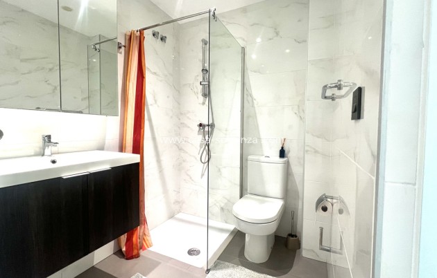 Resale - Apartment / flat - La Zenia - Costa Blanca