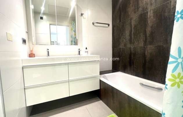 Resale - Apartment / flat - La Zenia - Costa Blanca