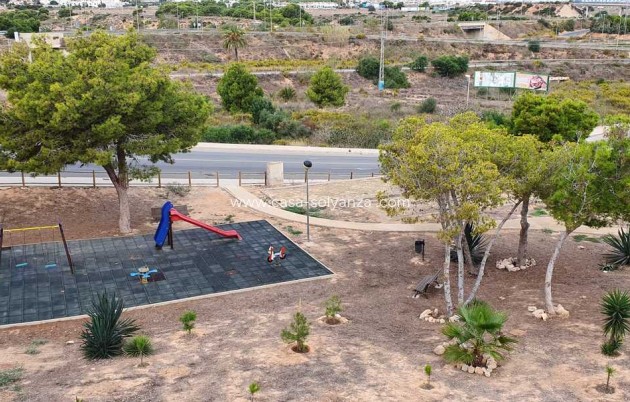 Resale - Apartment / flat - Cabo Roig - Costa Blanca