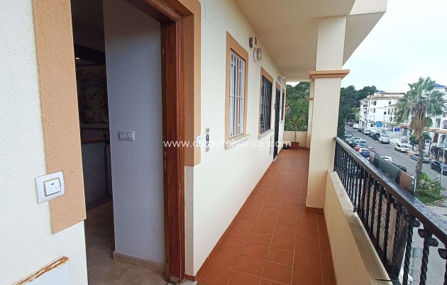 Resale - Apartment / flat - Villamartin - Costa Blanca