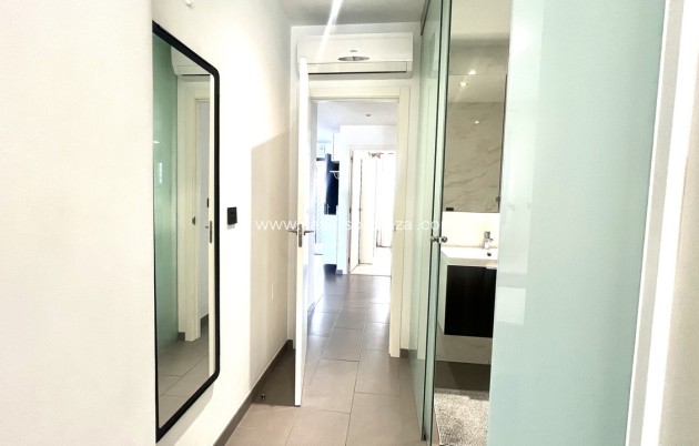 Herverkoop - Appartement / flat - La Zenia