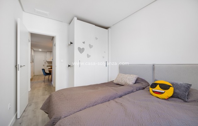 Resale - Apartment / flat - Orihuela - Villamartin