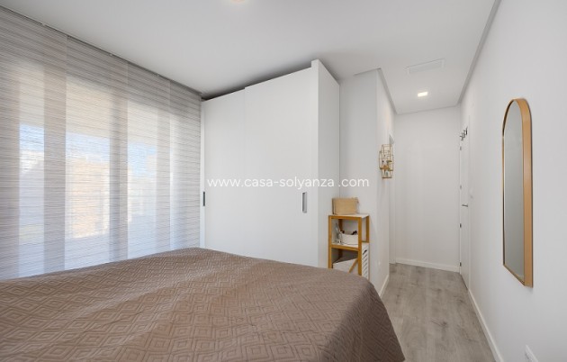 Resale - Apartment / flat - Orihuela - Villamartin