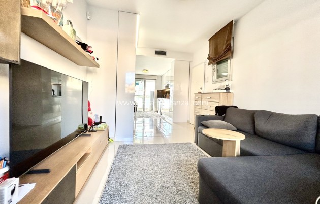 Resale - Apartment / flat - Punta Prima - Costa Blanca