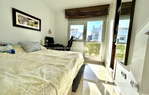 Resale - Apartment / flat - Punta Prima - Costa Blanca