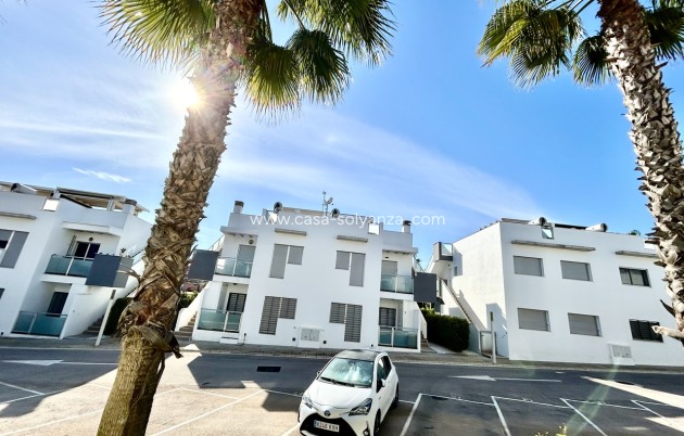 Resale - Apartment / flat - Punta Prima - Costa Blanca