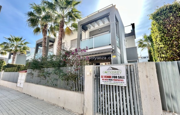 Resale - Apartment / flat - Punta Prima - Costa Blanca