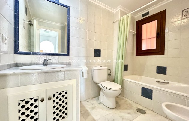 Resale - Apartment / flat - Villamartin - Costa Blanca