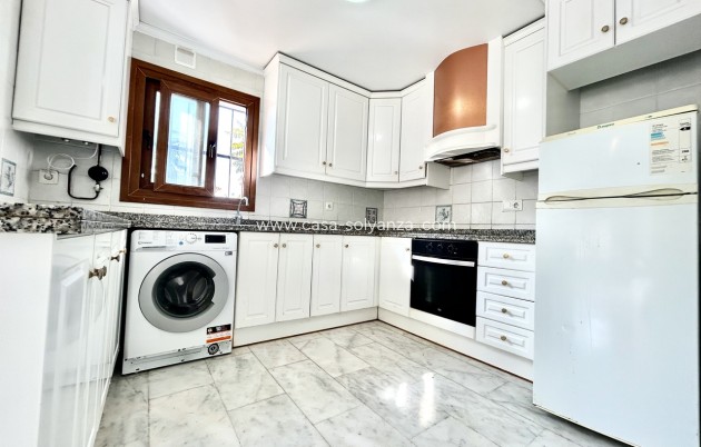 Resale - Apartment / flat - Villamartin - Costa Blanca