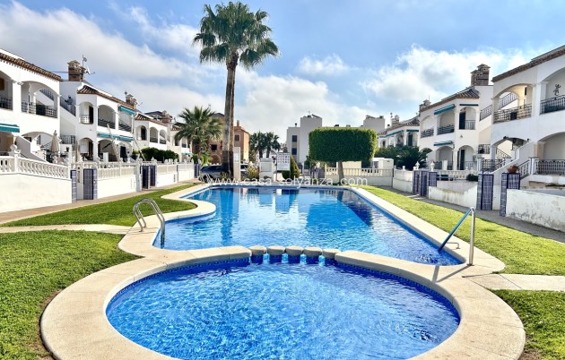 Resale - Apartment / flat - Villamartin - Costa Blanca
