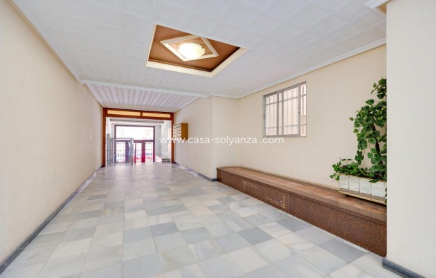 Wiederverkauf - Wohnung - Torrevieja - Acequion