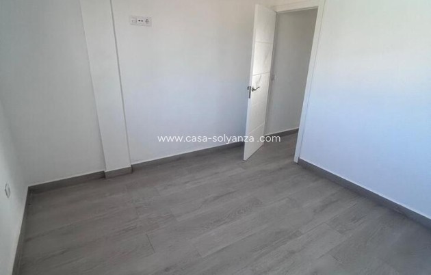 Resale - Apartment / flat - Torrevieja - Torreblanca